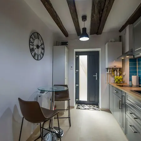 Apartment Uptown